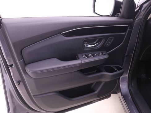 Used 2023 Honda Pilot EX-L image 9