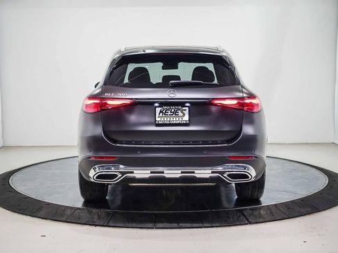 Used 2026 Mercedes-Benz GLC 300 image 9