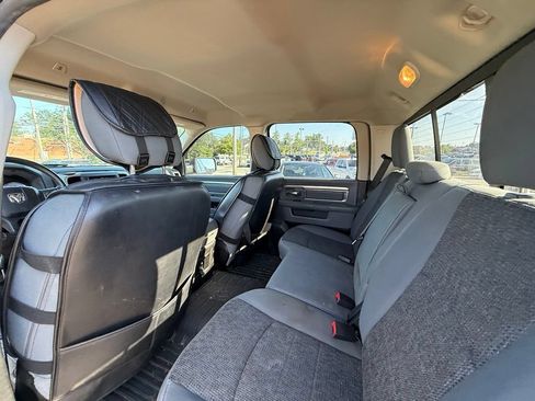 Used 2018 RAM 1500 Big Horn AWD/4WD image 25