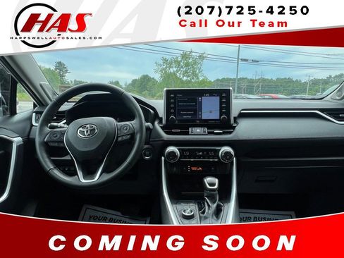 Used 2021 Toyota RAV4 Limited image 13