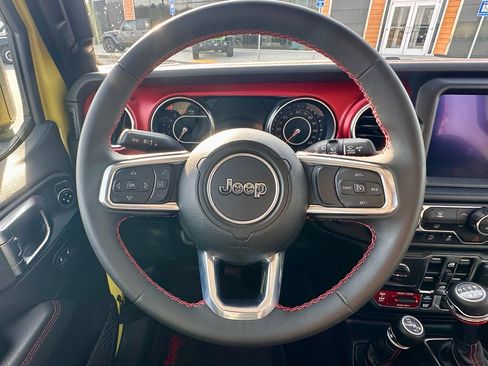 Used 2023 Jeep Wrangler Unlimited Rubicon w/ LED Lighting Group image 14