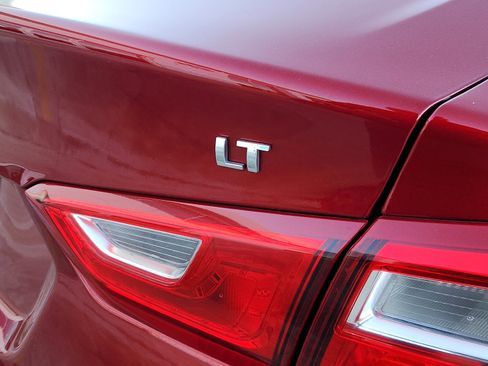 Used 2024 Chevrolet Malibu LT image 10