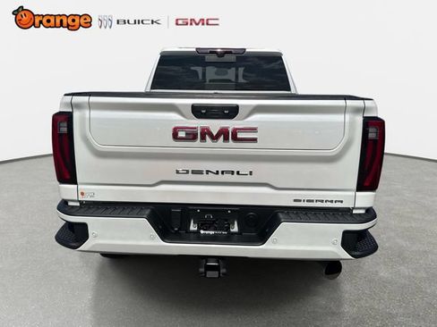 Used 2024 GMC Sierra 2500 Denali w/ Denali Reserve Package AWD/4WD image 4