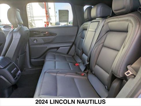 New 2024 Lincoln Nautilus Premier w/ Equipment Group 102A image 12