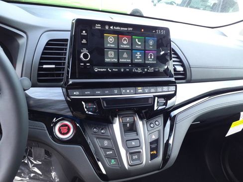 New 2025 Honda Odyssey Elite image 18