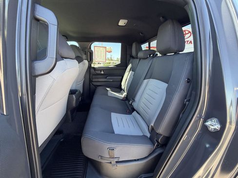Certified 2025 Toyota Tacoma TRD Off-Road w/ TRD Off Road Upgrade Package AWD/4WD image 18