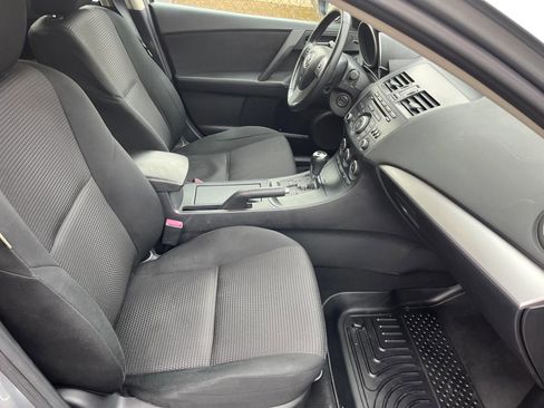 Used 2013 MAZDA MAZDA3 i Touring image 12