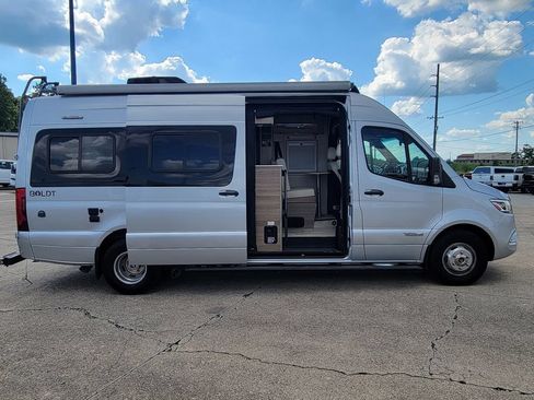 Used 2019 Mercedes-Benz Sprinter 170 image 43