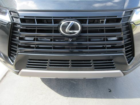 Used 2026 Lexus GX 550 AWD/4WD image 15
