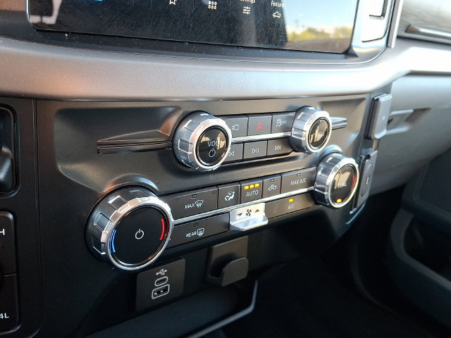 Used 2025 Ford F150 XLT w/ Equipment Group 301A Standard AWD/4WD image 15