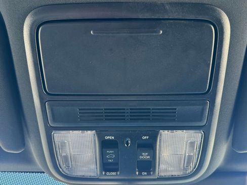 Used 2023 Honda Passport TrailSport image 33