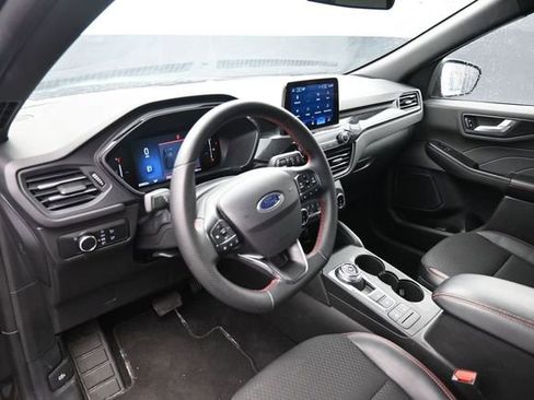 Used 2025 Ford Escape ST-Line AWD/4WD image 13