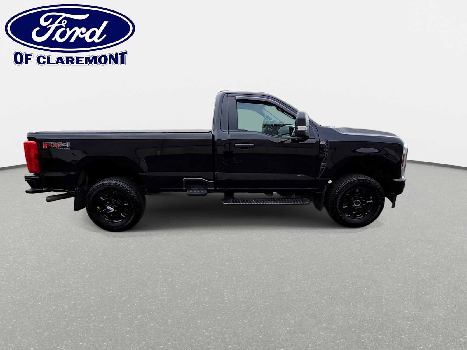 Used 2026 Ford F350 XL w/ STX Appearance Package AWD/4WD image 9