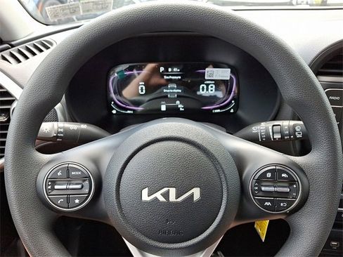 New 2025 Kia Soul LX w/ LX Technology Package image 14