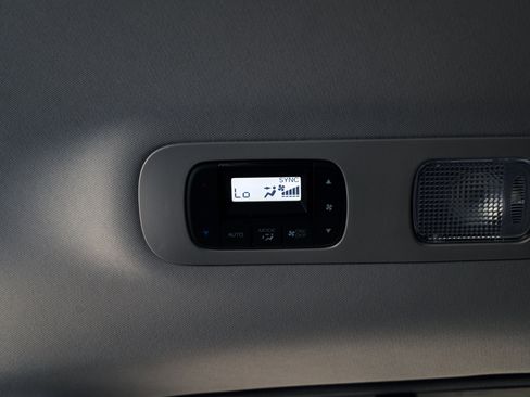 Used 2026 Honda Odyssey EX-L image 45