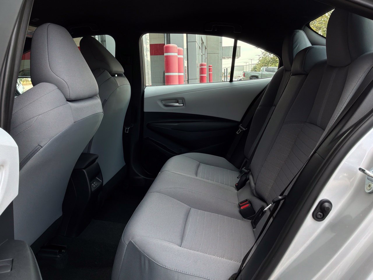Used 2026 Toyota Corolla SE FWD image 12