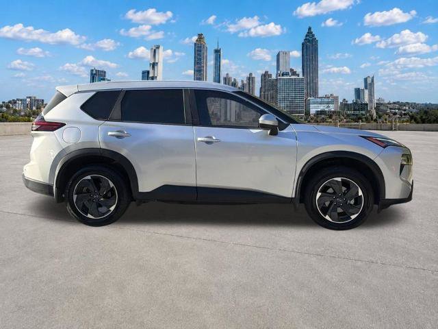 Certified 2024 Nissan Rogue SV w/ SV Premium Package FWD image 27