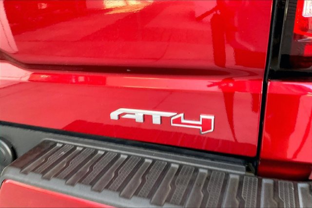 Used 2026 GMC Sierra 1500 AT4 w/ AT4 Premium Package AWD/4WD image 23