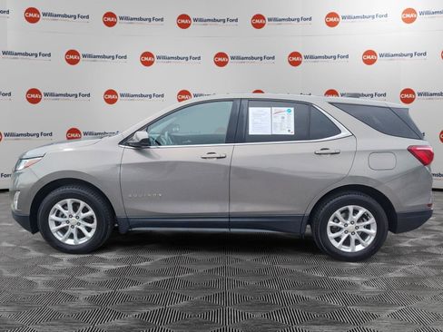 Used 2018 Chevrolet Equinox LT AWD/4WD image 2