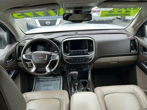 Used 2016 GMC Canyon SLT image 18