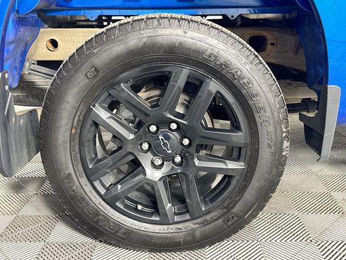 Used 2023 Chevrolet Silverado 1500 Custom w/ LPO, Dark Essentials Package image 30