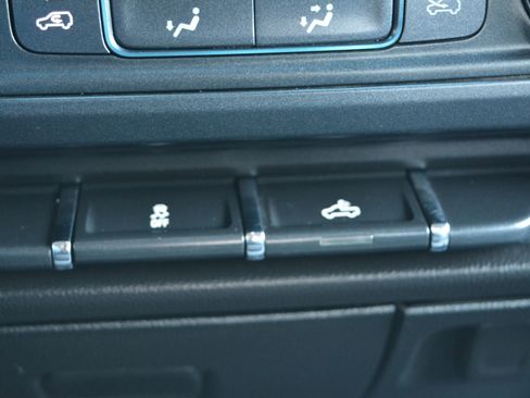 Used 2019 Chevrolet Silverado 1500 W/T image 22