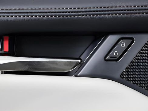 Used 2024 MAZDA MAZDA3 s image 9