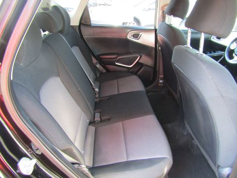 Used 2023 Kia Soul LX w/ Option Group 015 FWD image 13