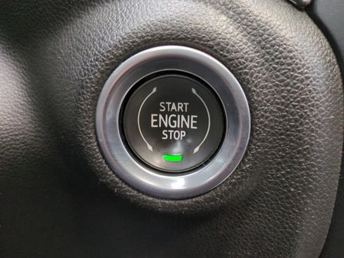 Used 2020 GMC Sierra 2500 Denali w/ Denali Ultimate Package image 25