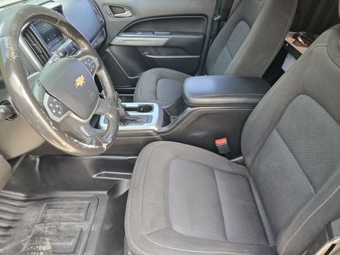 Used 2022 Chevrolet Colorado LT w/ Fleet Safety Package RWD image 13