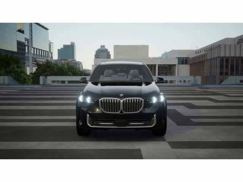 Used 2025 BMW X5 xDrive50e w/ Executive Package image 3