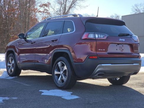 Used 2019 Jeep Cherokee Limited image 10