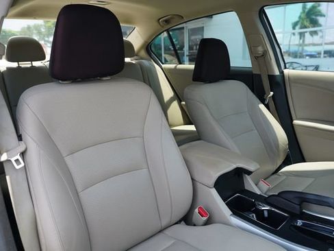 Used 2015 Honda Accord Touring image 20