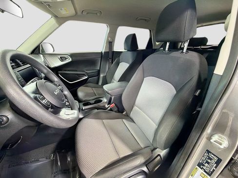 Used 2024 Kia Soul LX FWD image 20