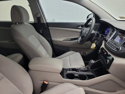 Used 2017 Hyundai Tucson SE image 21