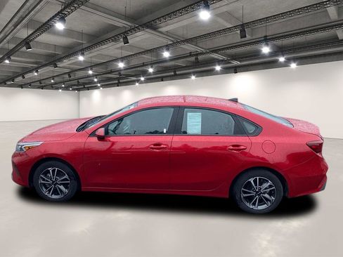 Certified 2023 Kia Forte LXS FWD image 4