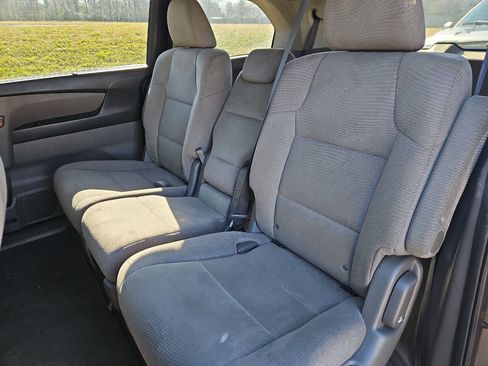 Used 2011 Honda Odyssey EX image 12