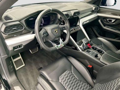 Used 2020 Lamborghini Urus AWD/4WD image 4