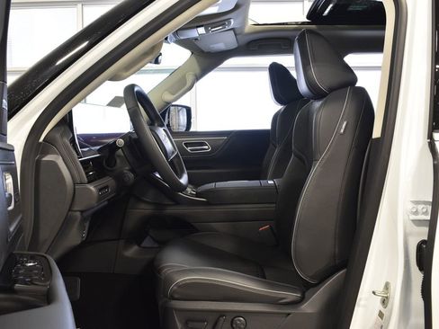 New 2026 INFINITI QX80 Luxe w/ Exterior Package image 11