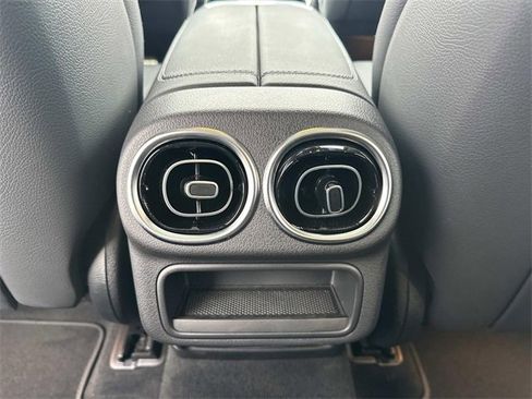 Certified 2025 Mercedes-Benz GLC 300 GLC 300 image 14