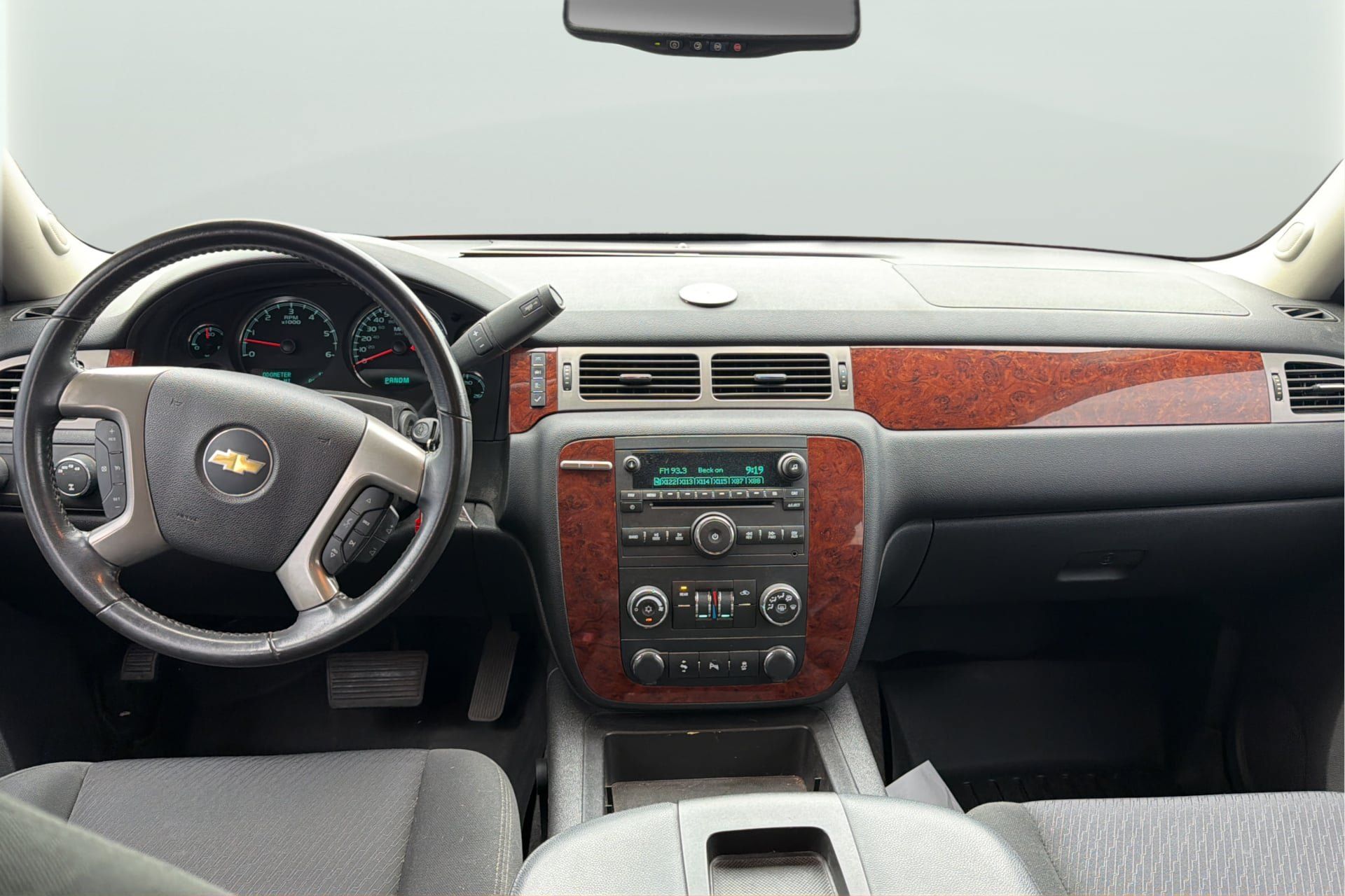 Used 2013 Chevrolet Tahoe LS w/ All-Star Edition AWD/4WD image 31