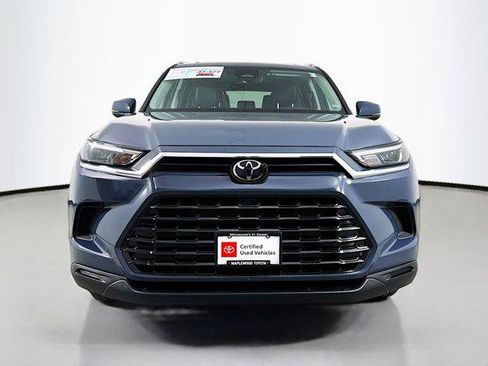 Certified 2025 Toyota Grand Highlander AWD image 2