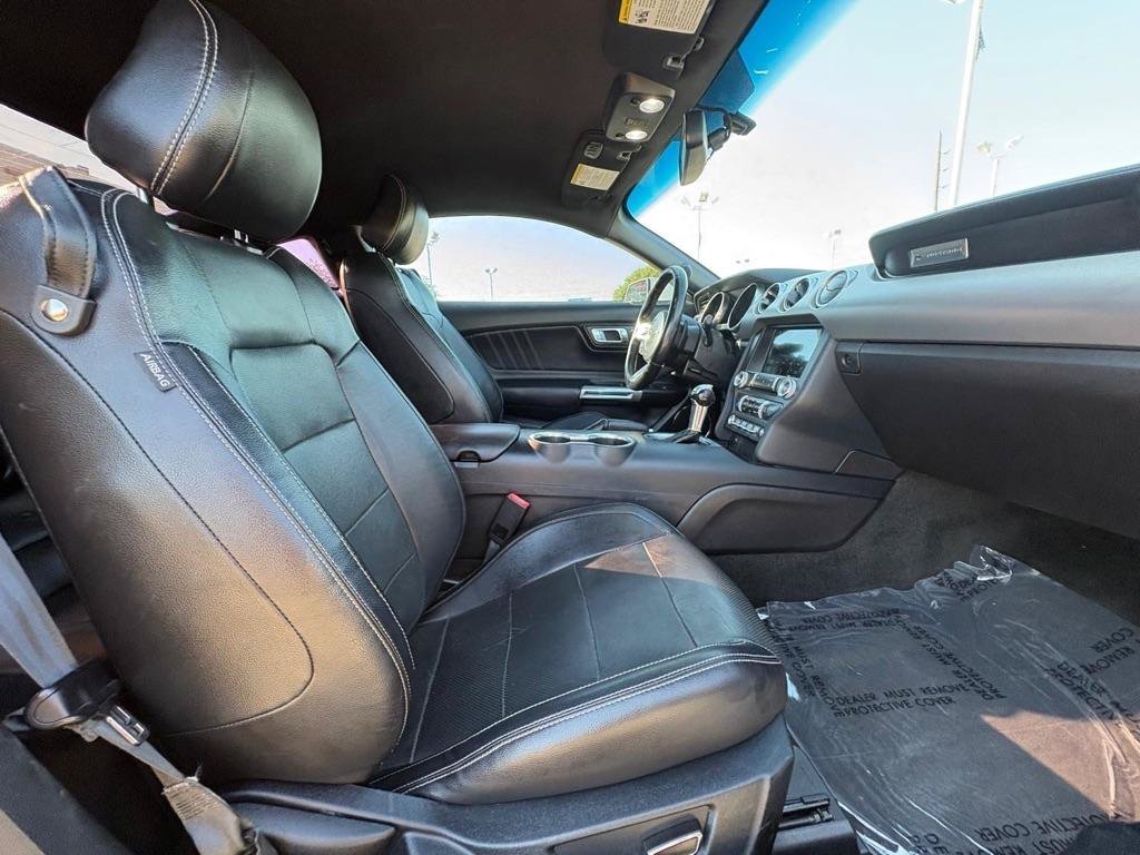 Used 2018 Ford Mustang GT Premium RWD image 9