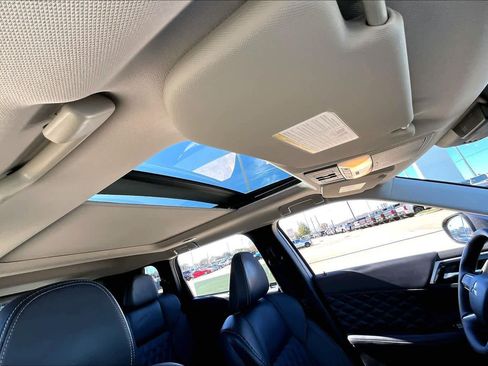 Used 2023 Mitsubishi Outlander SEL image 13