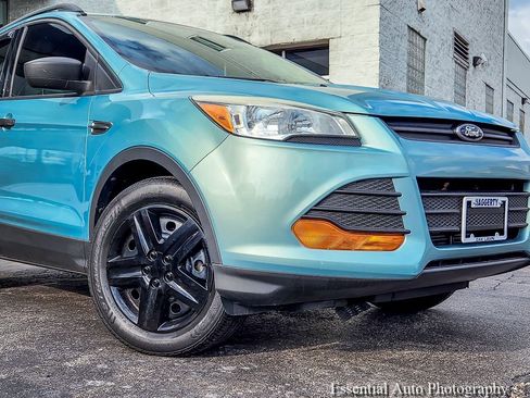 Used 2013 Ford Escape S image 2