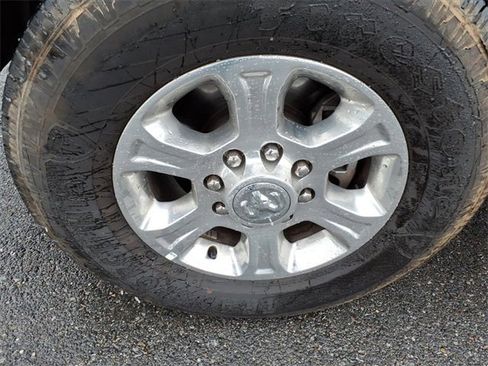 Used 2024 RAM 2500 Big Horn w/ Bed Utility Group image 10