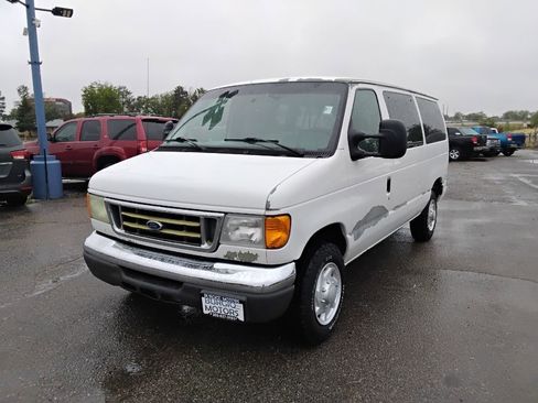 Used 2006 Ford E-350 and Econoline 350 XLT RWD image 1