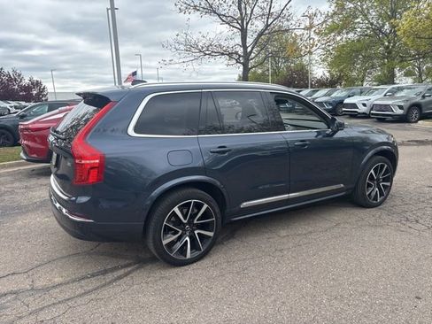 Used 2024 Volvo XC90 B5 Plus AWD/4WD image 4