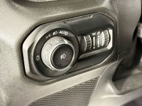 Used 2021 Jeep Wrangler Unlimited Sahara AWD/4WD image 10