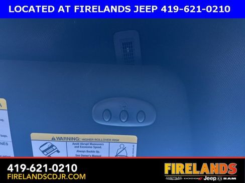 Used 2018 Ford Explorer XLT w/ Equipment Group 202A image 28